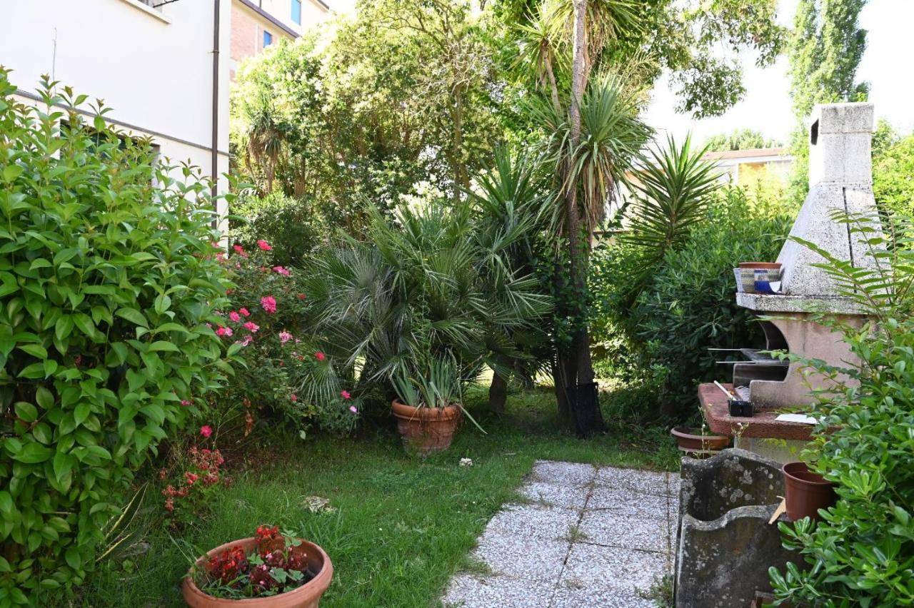 Villa Mehari Pisa Exteriör bild